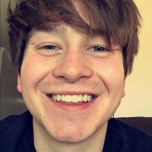 Meet your Posher, Zeke